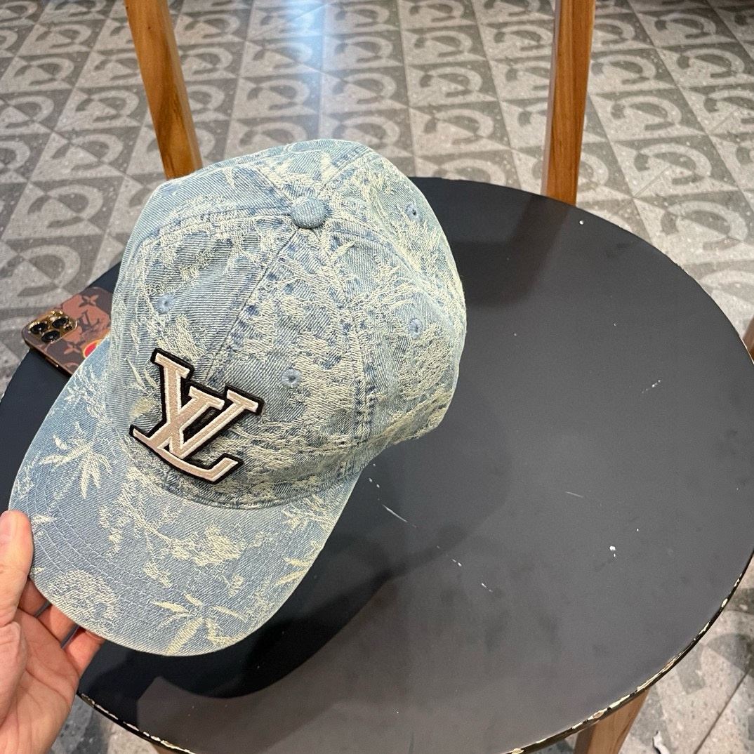 Louis Vuitton Caps